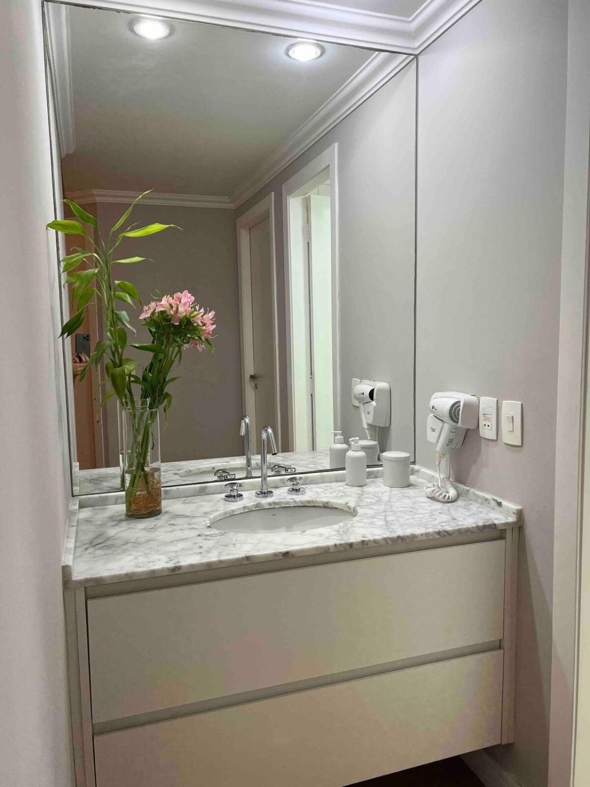 Apartamento 2 Quartos Proximo A Av Paulista E Metro Bc02 *